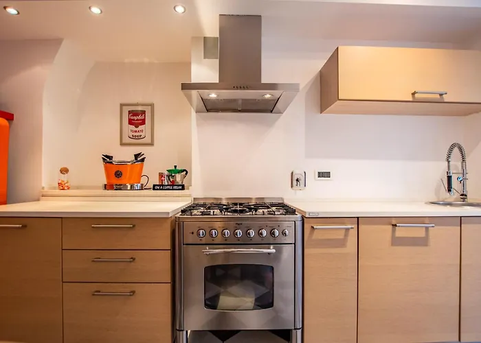 White Tower Апартаменты *